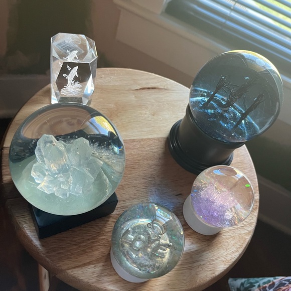 Snow glob collection - Picture 2 of 9